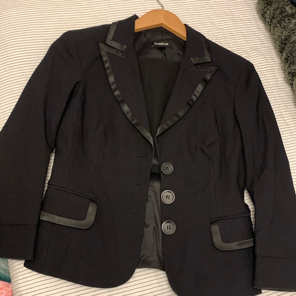 Bebe jacket and skirt